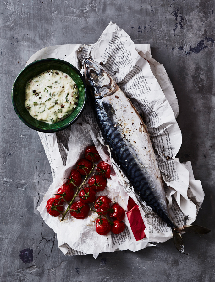 BAGT MAKREL // ANNE HJERNØE